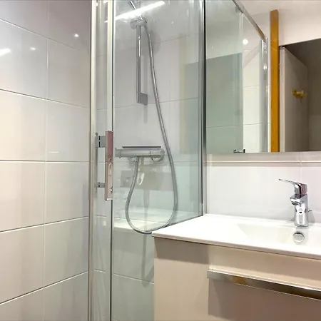 A Proche Centre Et Pistes - Fr-1-411-965 * Val-dʼIsère